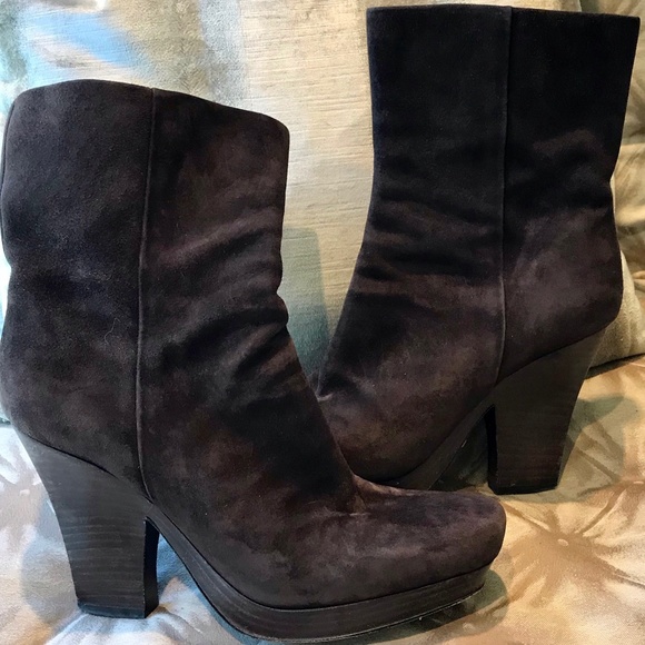 🐻Studio 9 Brown Suede Boots🐻 - Picture 1 of 7